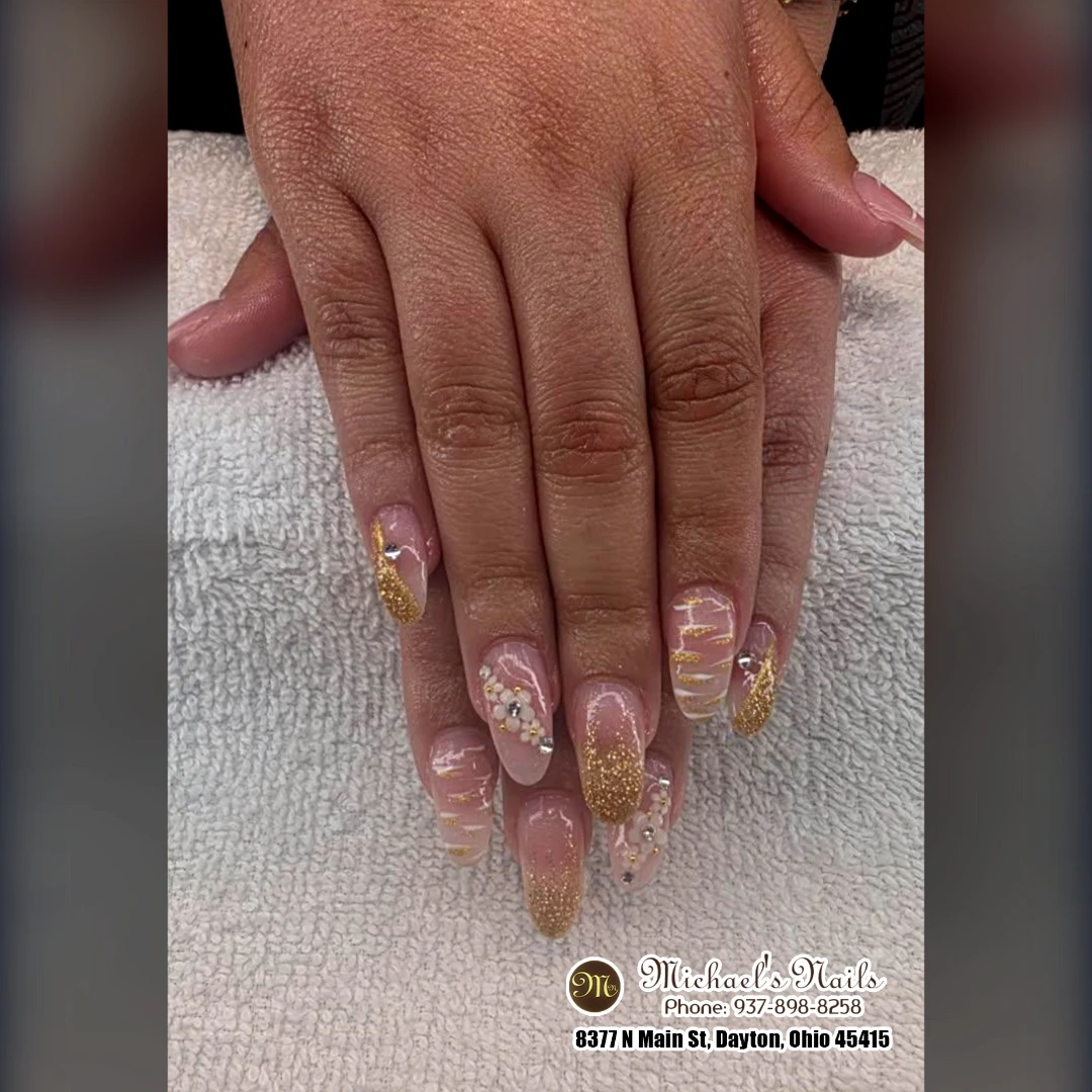 Pro nails